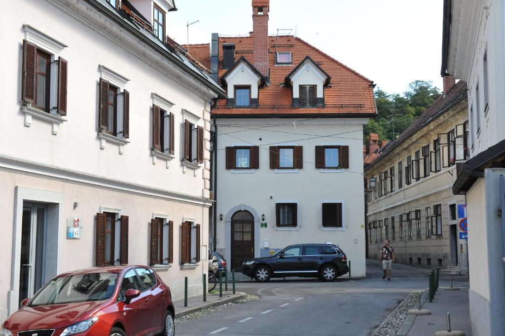 Tour As Apartment Zabjak Ljubljana Extérieur photo